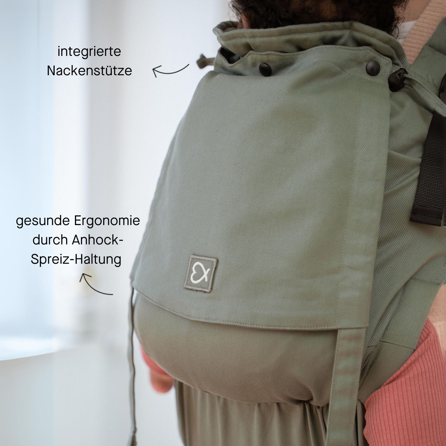 Nackenstütze Halfbuckle und gesunde Ergonomie durch Anhock-Spreiz-Haltung