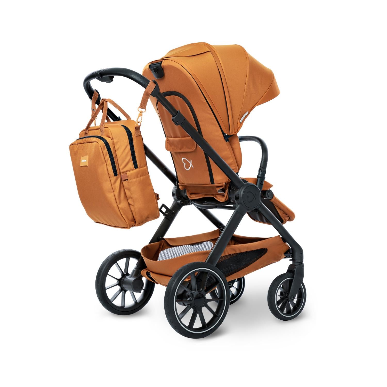 Henkel Rucksack befestigt am Kinderwagen