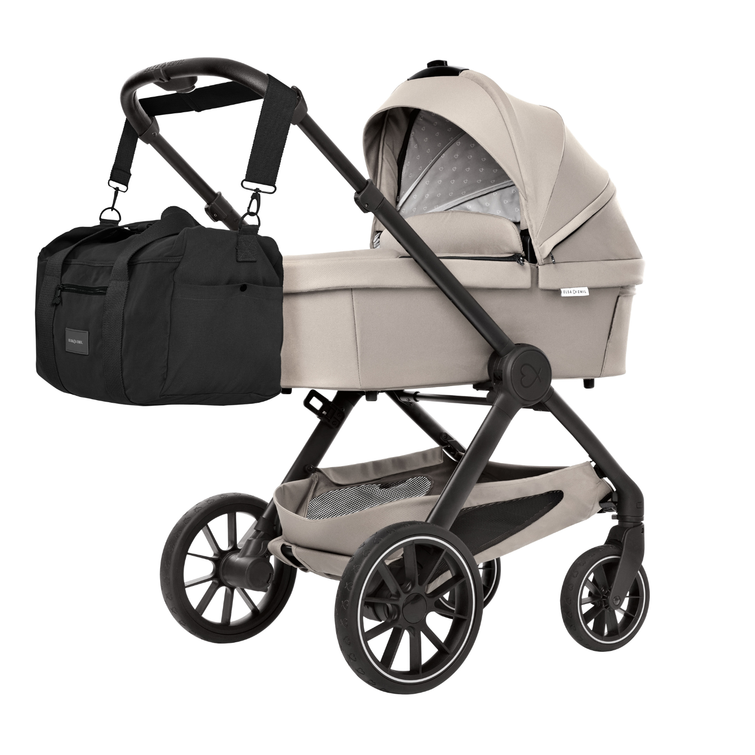 Wickeltasche befestigt am Kinderwagen #farbe_gorillaschwarz 